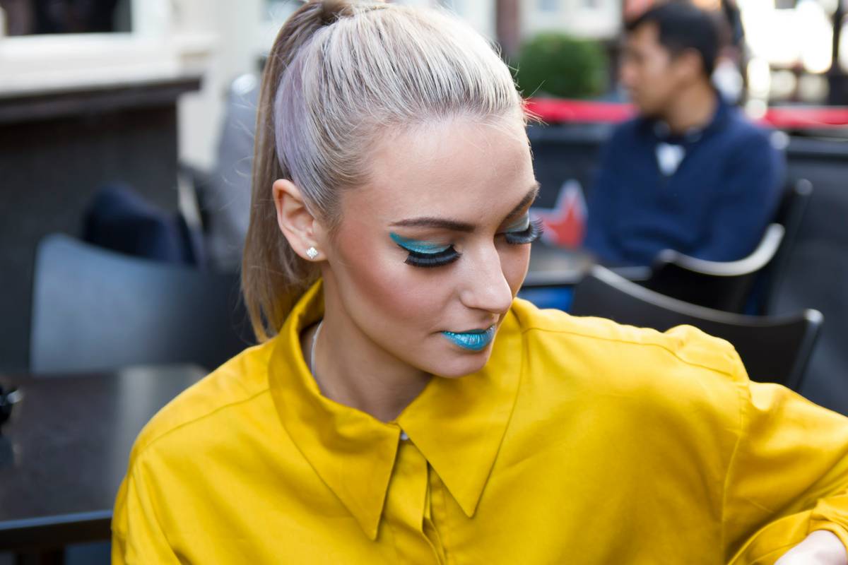 Why Your Casual Lip Crayon Might Be Sabotaging Your No-Makeup Makeup Look (And How to Fix It)